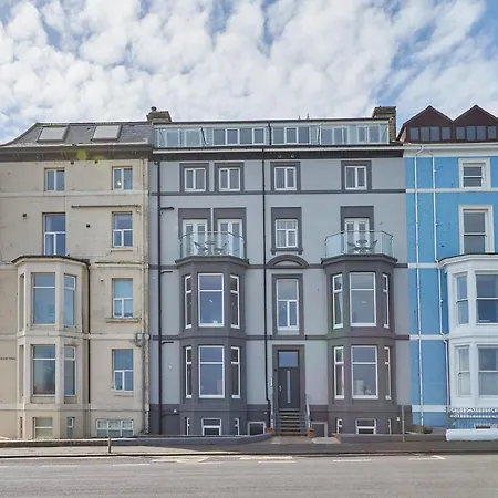 Host & Stay - Seaview Retreat Whitby Esterno foto