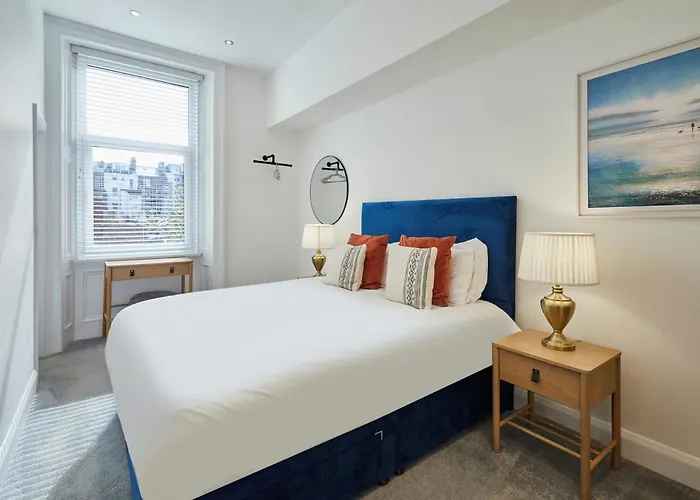 Host & Stay - Seaview Retreat