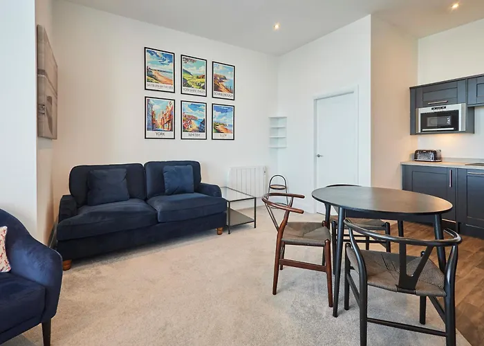Host & Stay - Seaview Retreat